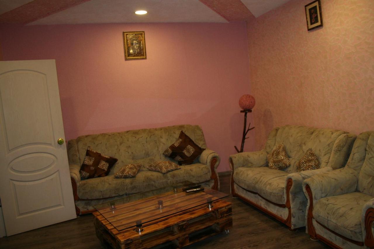 Guest House Nima 보르조미 외부 사진